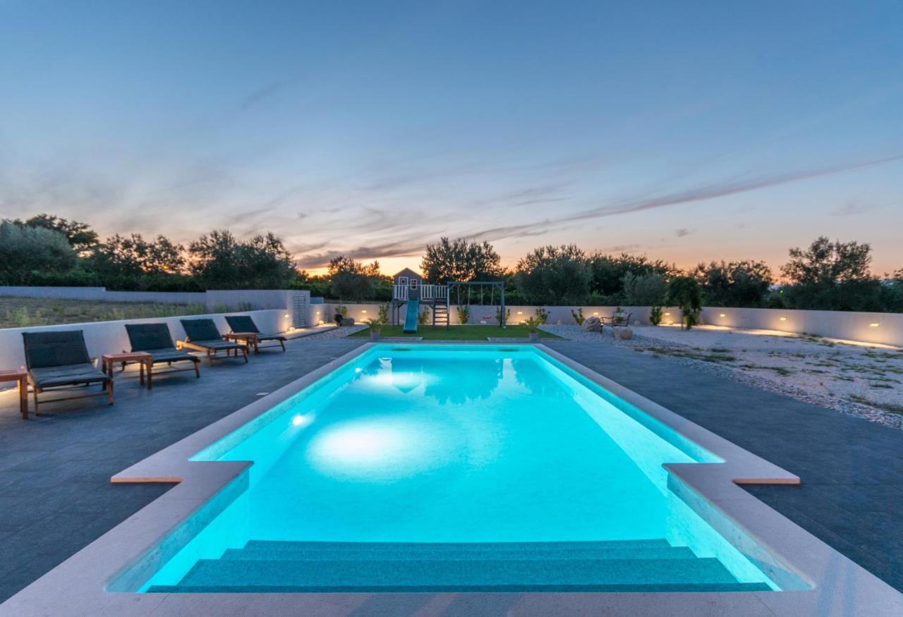 Villa Perini Dvori Donji Zemunik Екстер'єр фото