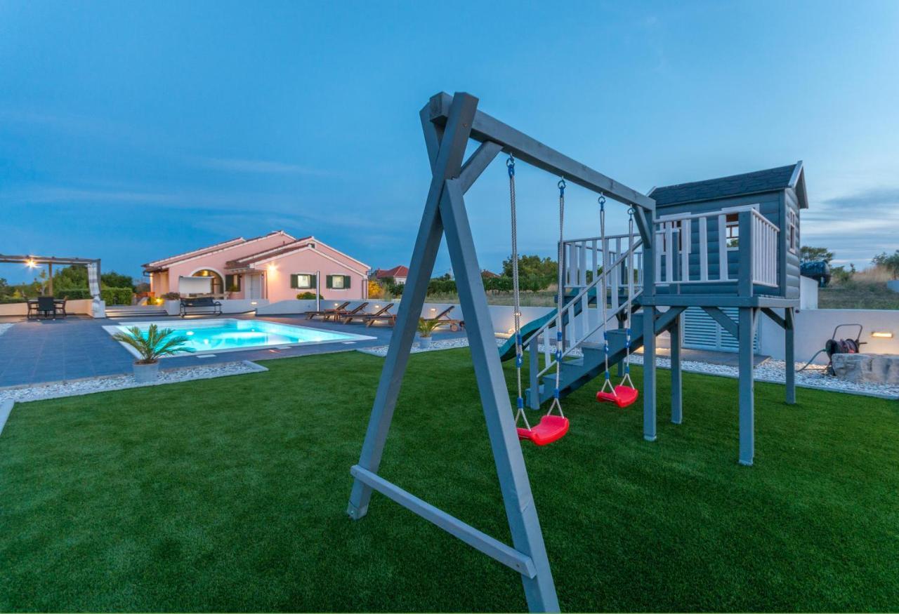 Villa Perini Dvori Donji Zemunik Екстер'єр фото