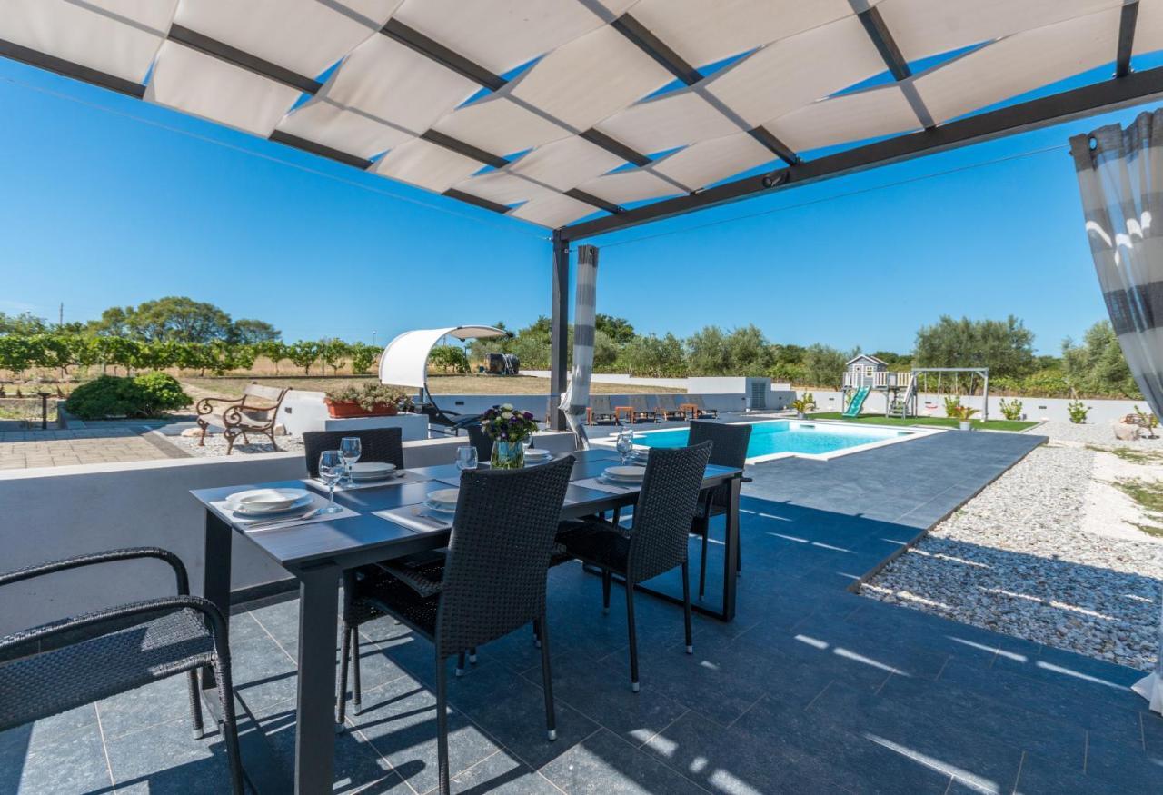 Villa Perini Dvori Donji Zemunik Екстер'єр фото